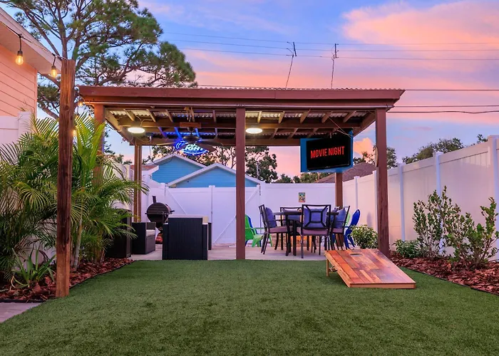 3Br - Beach & Trail - Bikes, Fire Pit, Mini-Golf